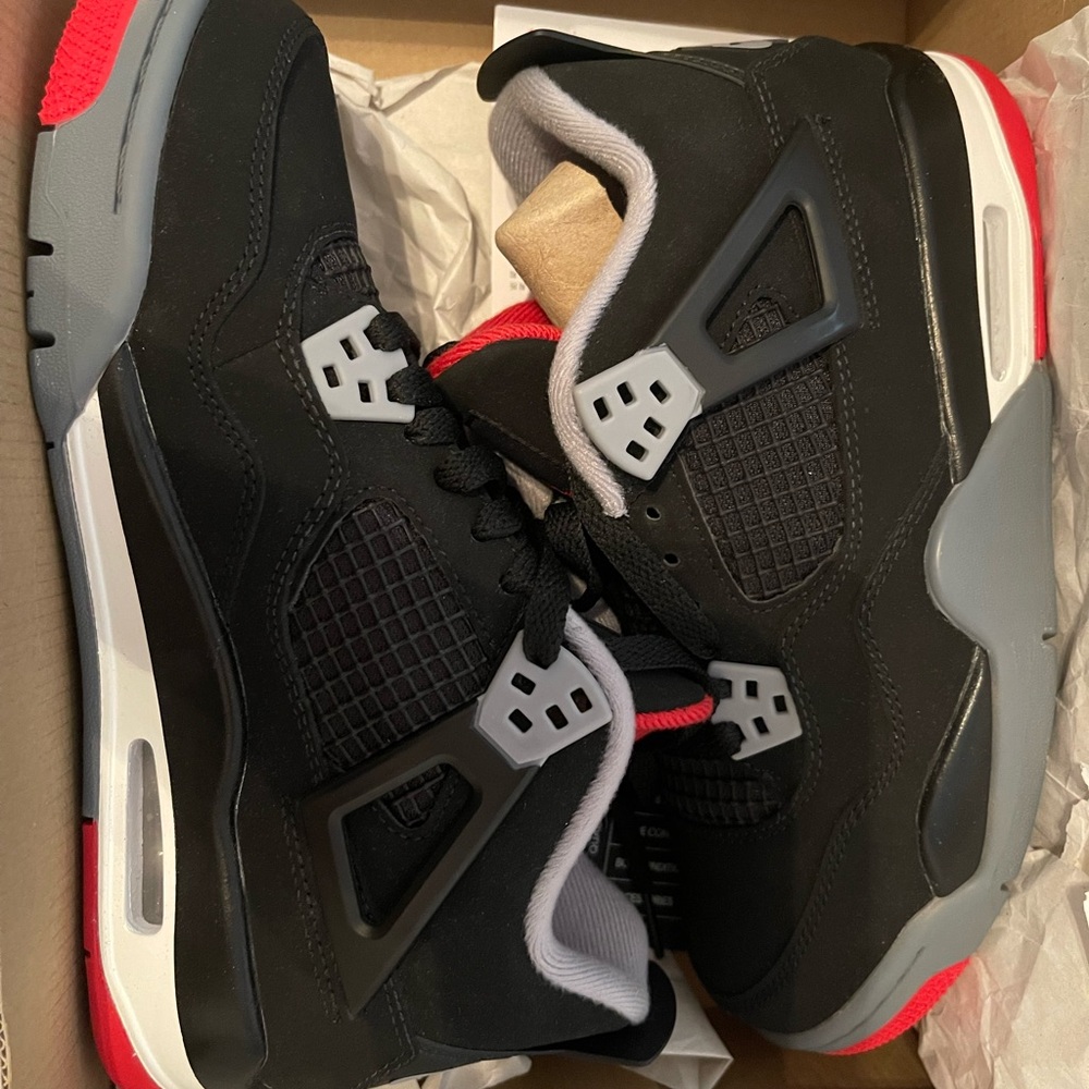 🖤Brand New Authentic Jordan 4 Retro Bred 5.5y